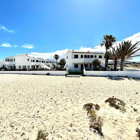 Apartamento Con Wifi Y Terraza En Primera Linea De Oceano, Playa El Cotillo *