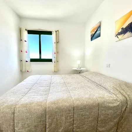 Apartamento Con Wifi Y Terraza En Primera Linea De Oceano, Playa El Cotillo