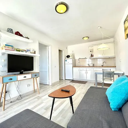 Apartamento Con Wifi Y Terraza En Primera Linea De Oceano, Playa El Cotillo